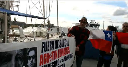 Chilenos en Estocolmo funando a Agustín Edwards